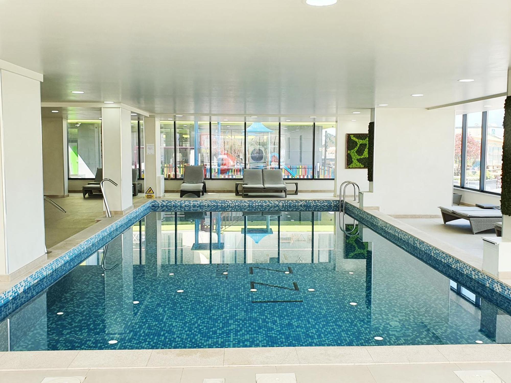 Purple Onyx - Pool & Spa Beach Resort Нэводари Экстерьер фото