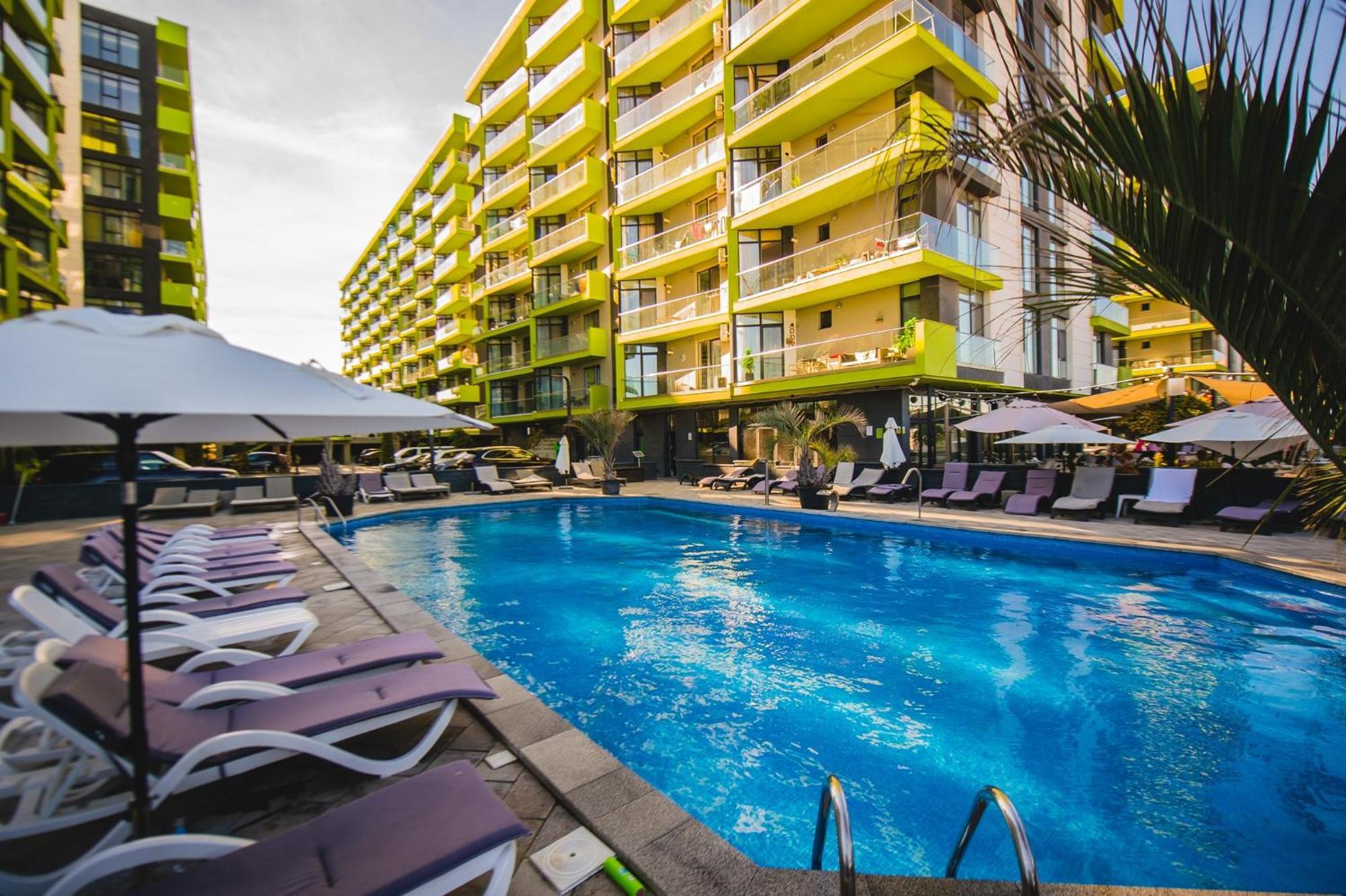 Purple Onyx - Pool & Spa Beach Resort Нэводари Экстерьер фото