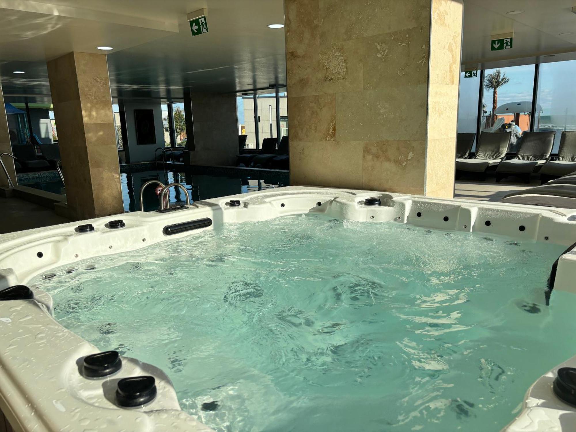 Purple Onyx - Pool & Spa Beach Resort Нэводари Экстерьер фото